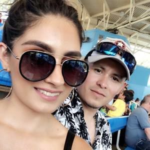 Meet your Posher, Daisy-pedro